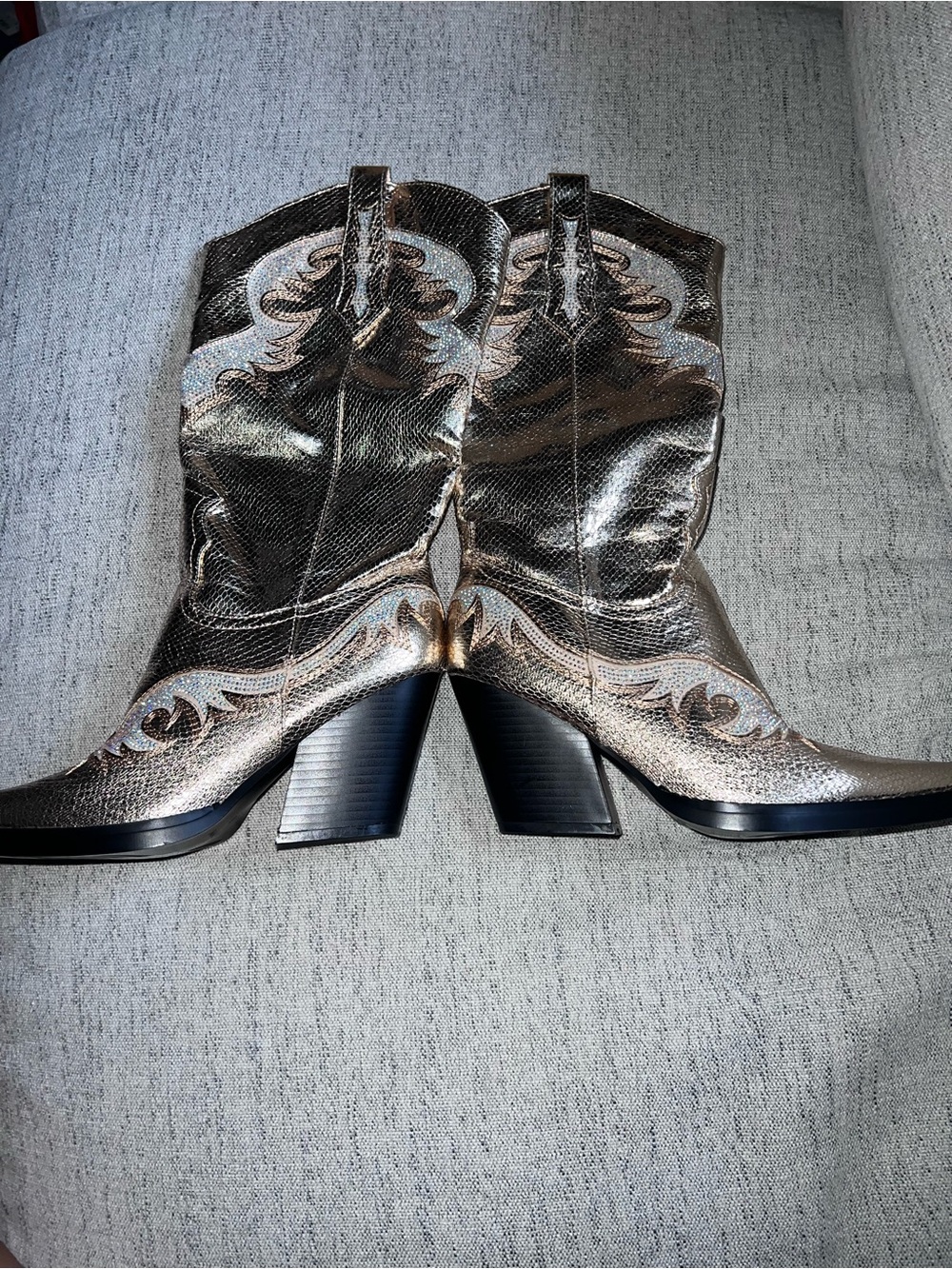 NWOT SIMMI Women's Metallic Bronze Western Heeled Boots size 8